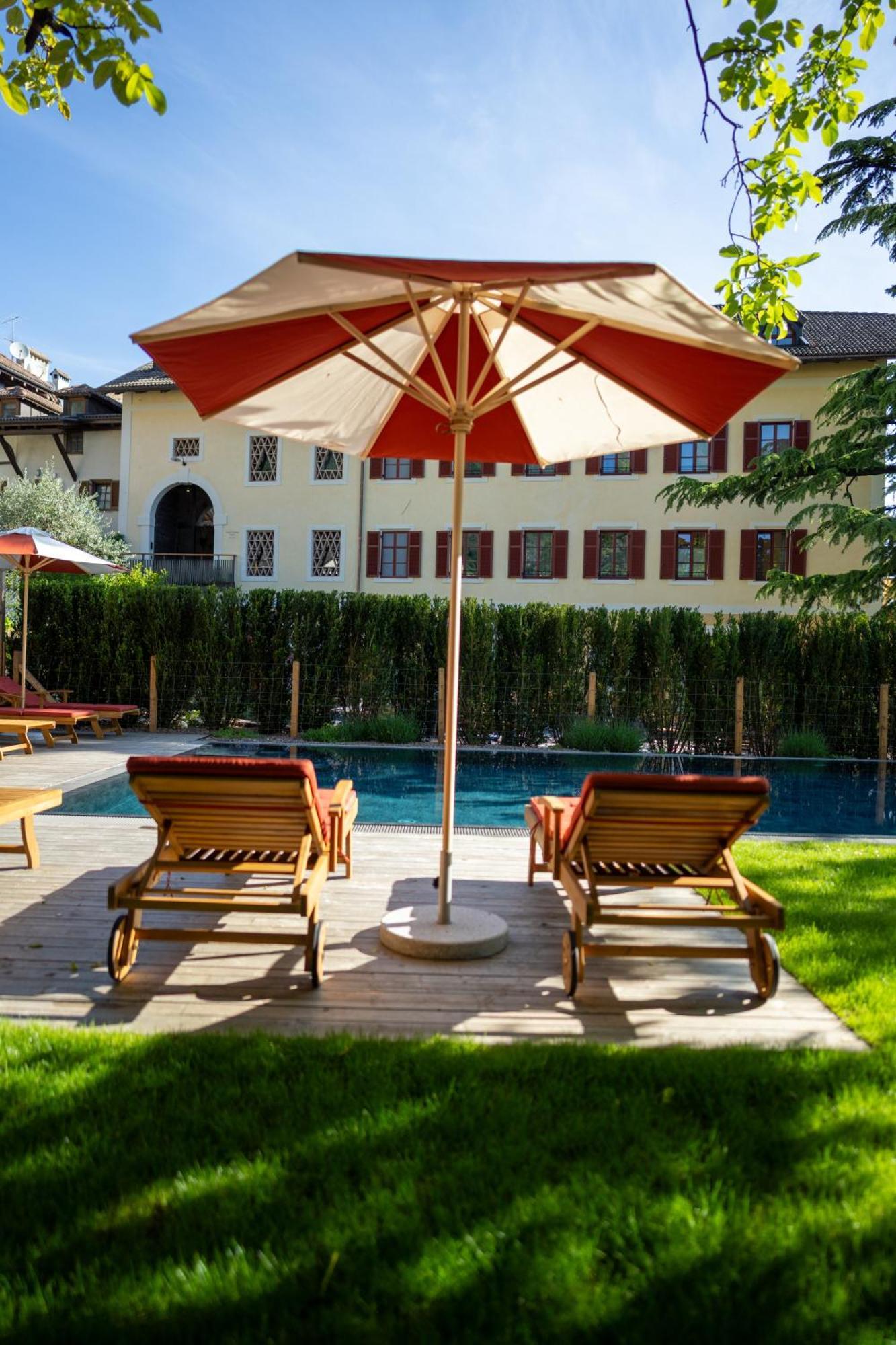 Castel Sallegg Suites Adults Only Caldaro Exterior photo